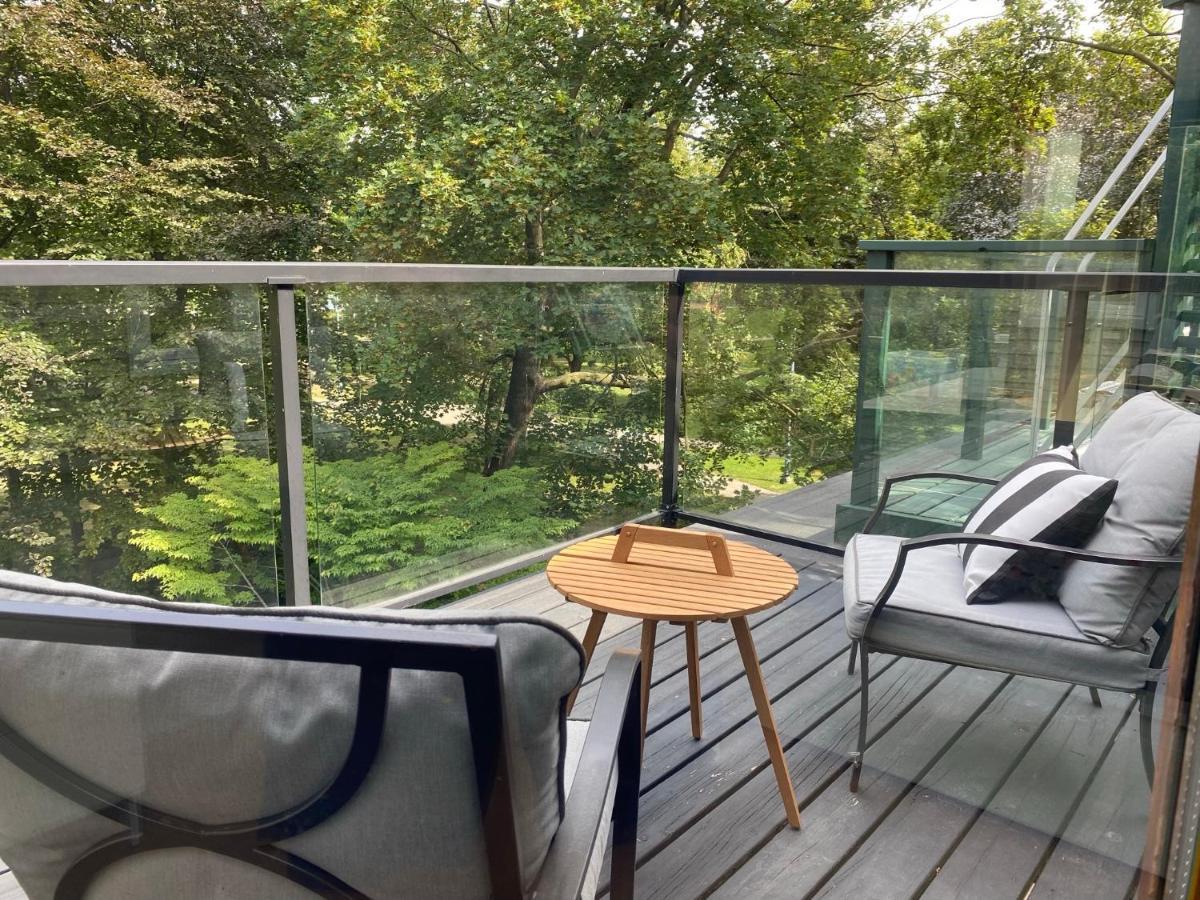 Superb Beach Home:Heated Pool-Hot Tub Open 365Days Toronto Zewnętrze zdjęcie